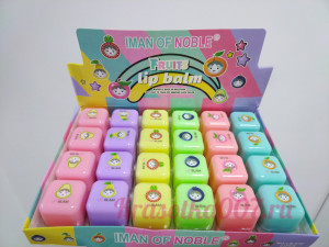 Бальзам для губ квадрат