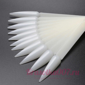 Типсы острые для выкраски 50 шт молочные